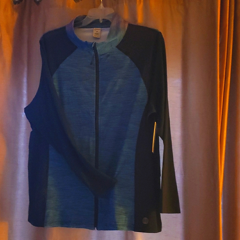Light-weight Women's Knit Jacket in size 2X.  Balance Collection.